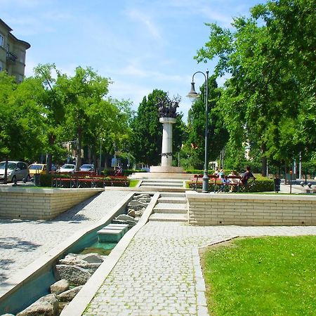 Blue Ball Apartment Budapeszt Zewnętrze zdjęcie